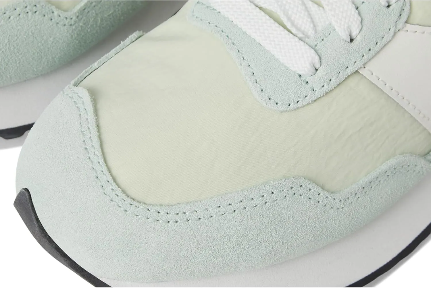 New Balance Women's 237 V1 Classic